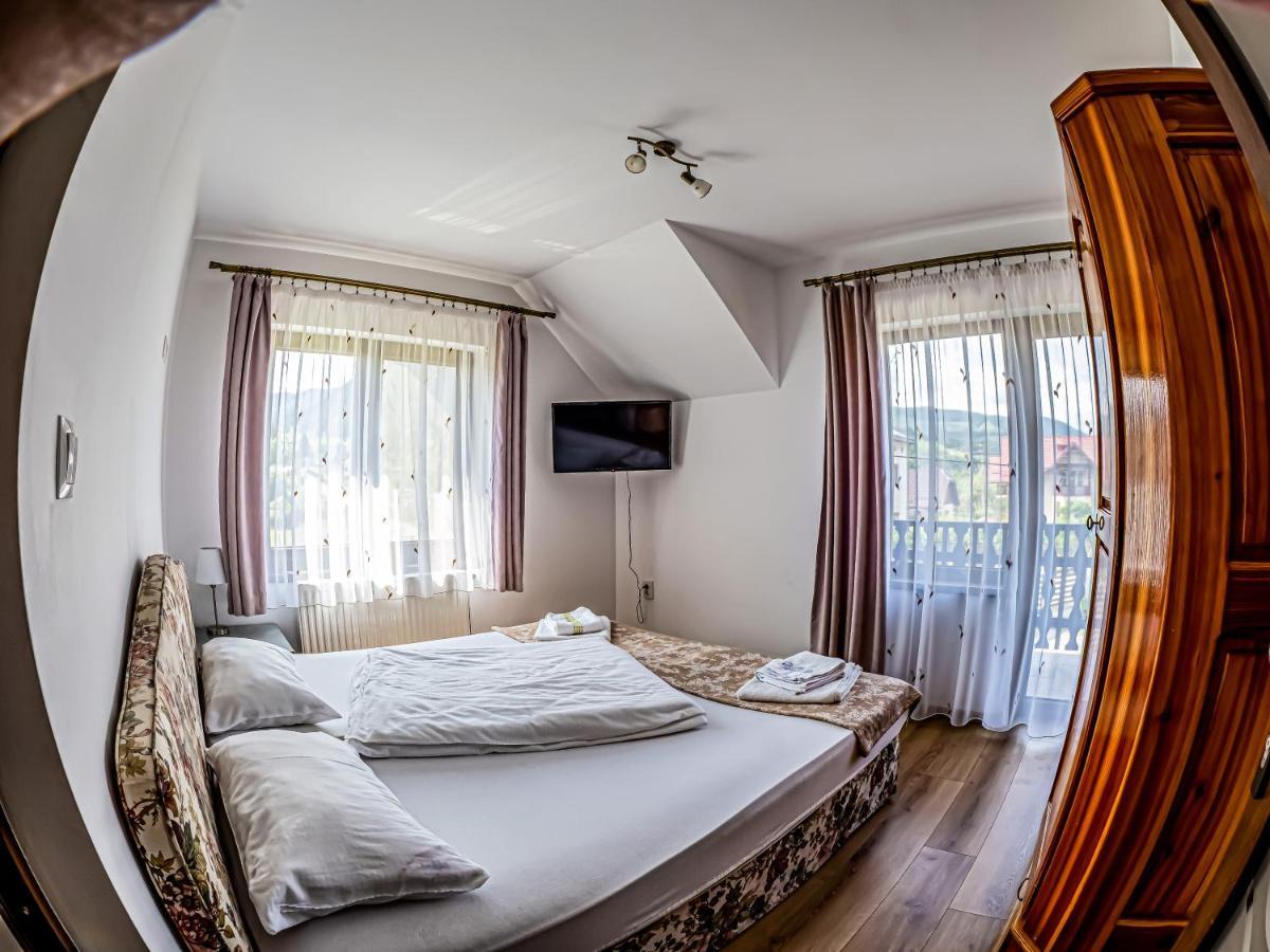 Casa Iulia Villa Pojorîta Exteriör bild