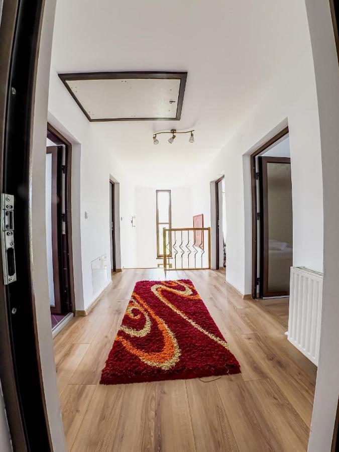 Casa Iulia Villa Pojorîta Exteriör bild